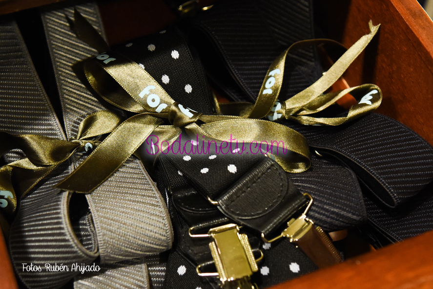 SASTRERIA FORASTER, TRAJES A MEDIDA NOVIOS, CAMISA NOVIOS, ZAPATOS NOVIOS, CORBATAS NOVIOS, GEMELOS NOVIOS, PAJARITAS NOVIOS. SASTRERIA FORASTER, TRAJES A MEDIDA NOVIOS, CAMISA NOVIOS, ZAPATOS NOVIOS, CORBATAS NOVIOS, GEMELOS NOVIOS, PAJARITAS NOVIOS.